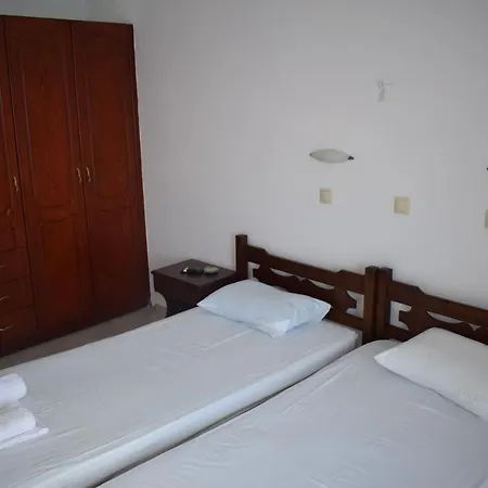 Zorbas Aparthotel Agia Roumeli